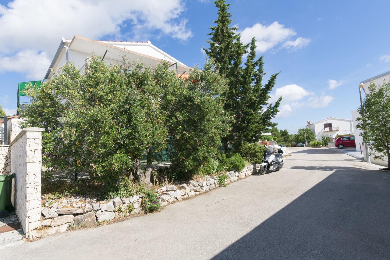 Apartments Ksenija พรีมอชเตน ภายนอก รูปภาพ