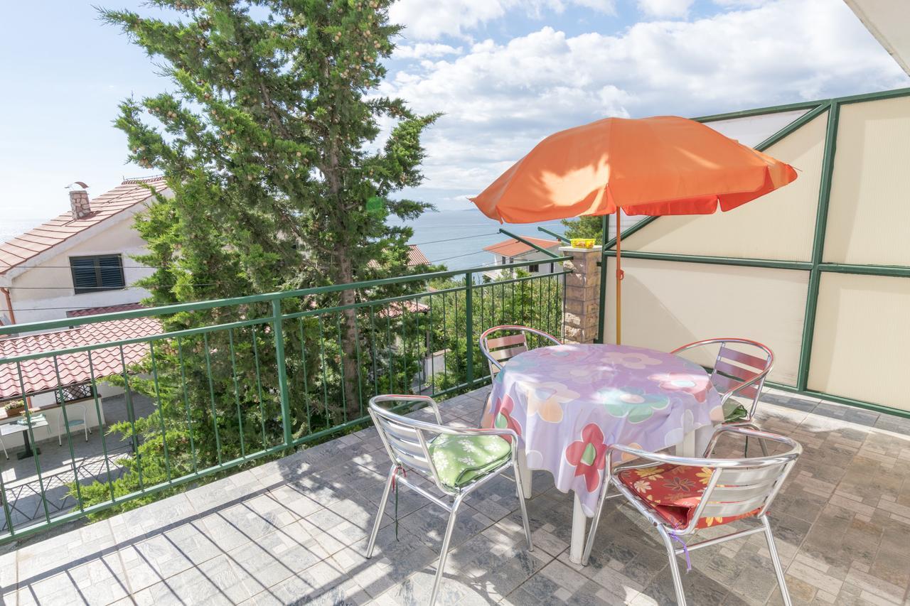 Apartments Ksenija พรีมอชเตน ภายนอก รูปภาพ