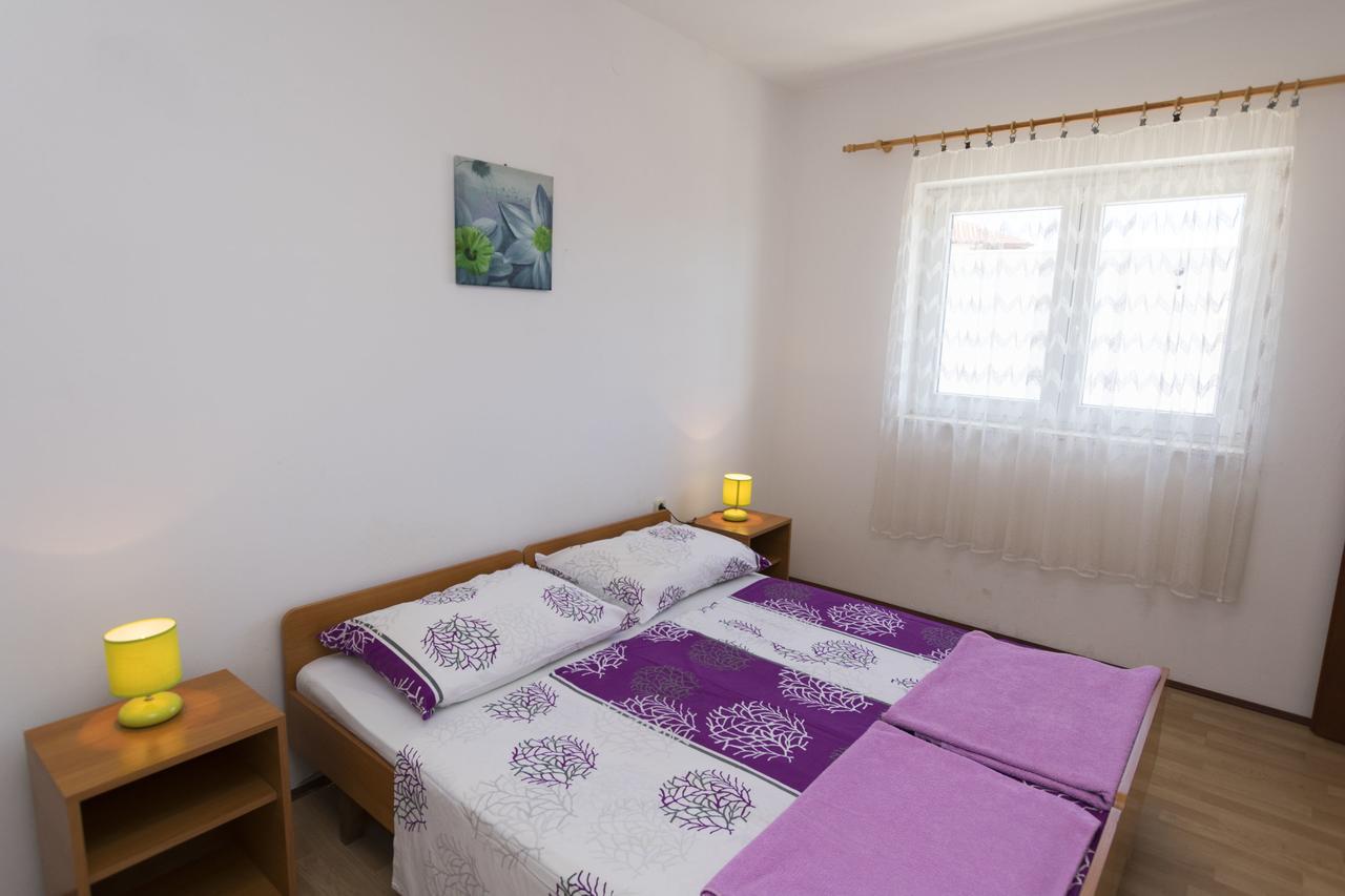 Apartments Ksenija พรีมอชเตน ภายนอก รูปภาพ